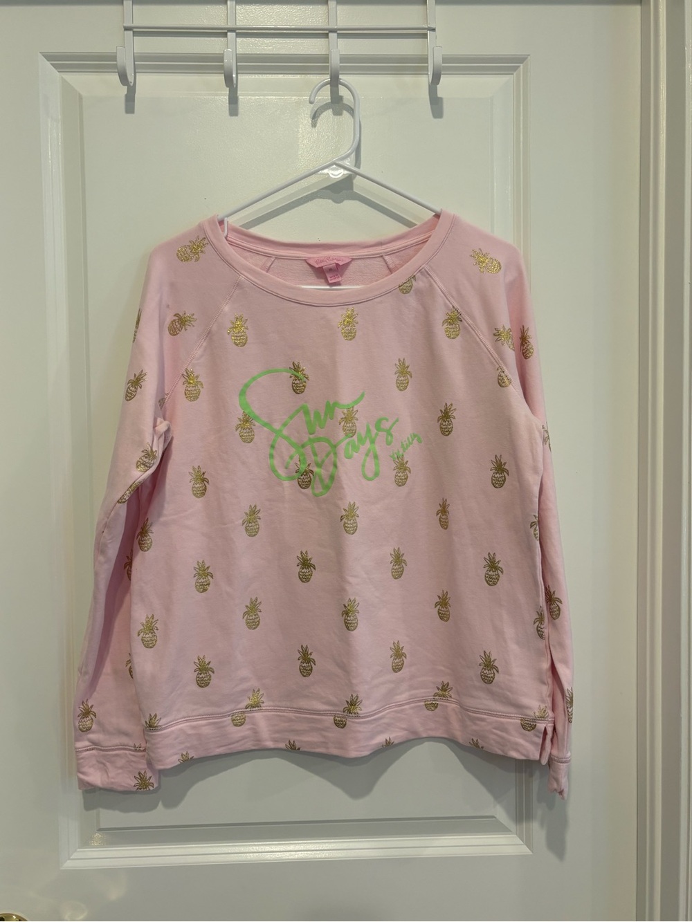 Lilly Pulitzer Sundays Pineapple Pullover Sweatshirt Size M